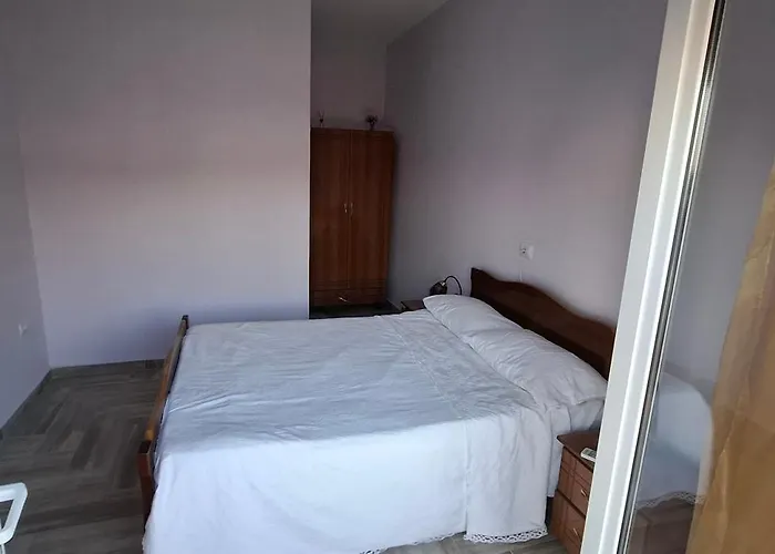 Gasthuis Margot Ksamil